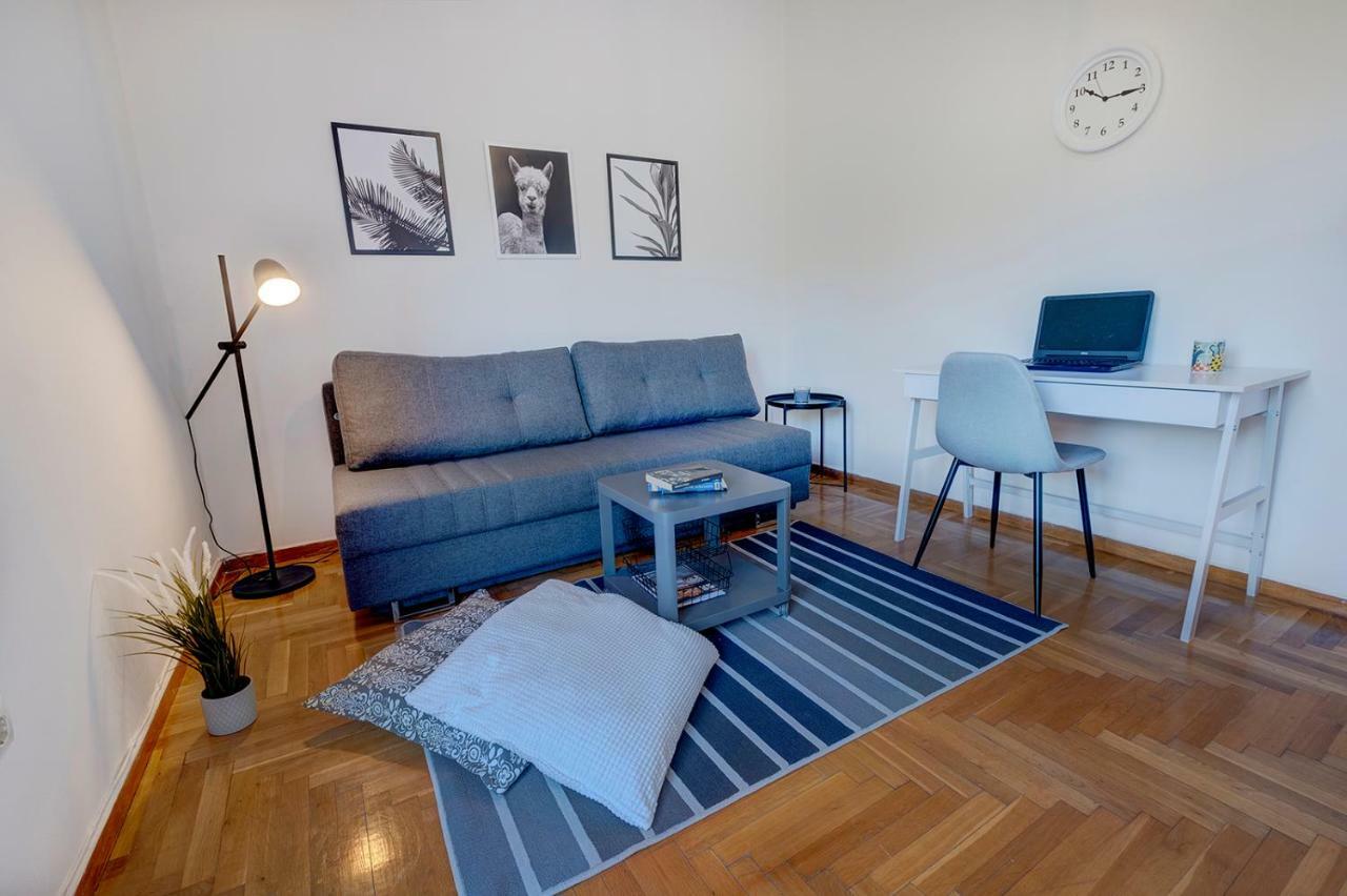 Apartmán Estia Near Acropolis Atény Exteriér fotografie